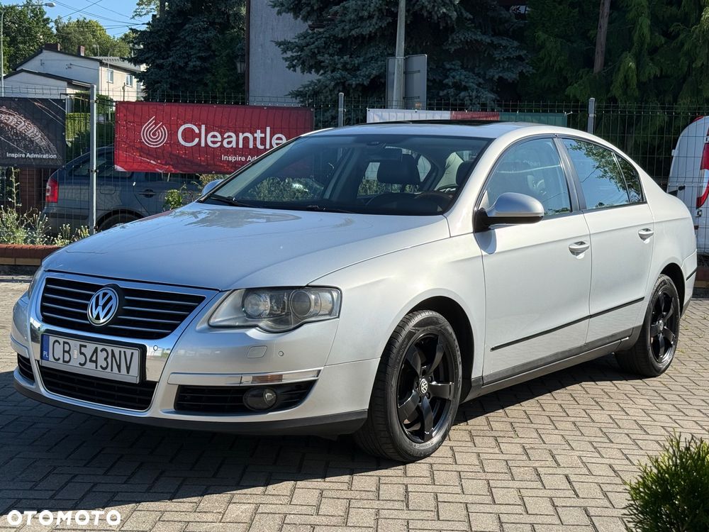 Volkswagen Passat 2.0 TDI DPF Highline DSG - 1