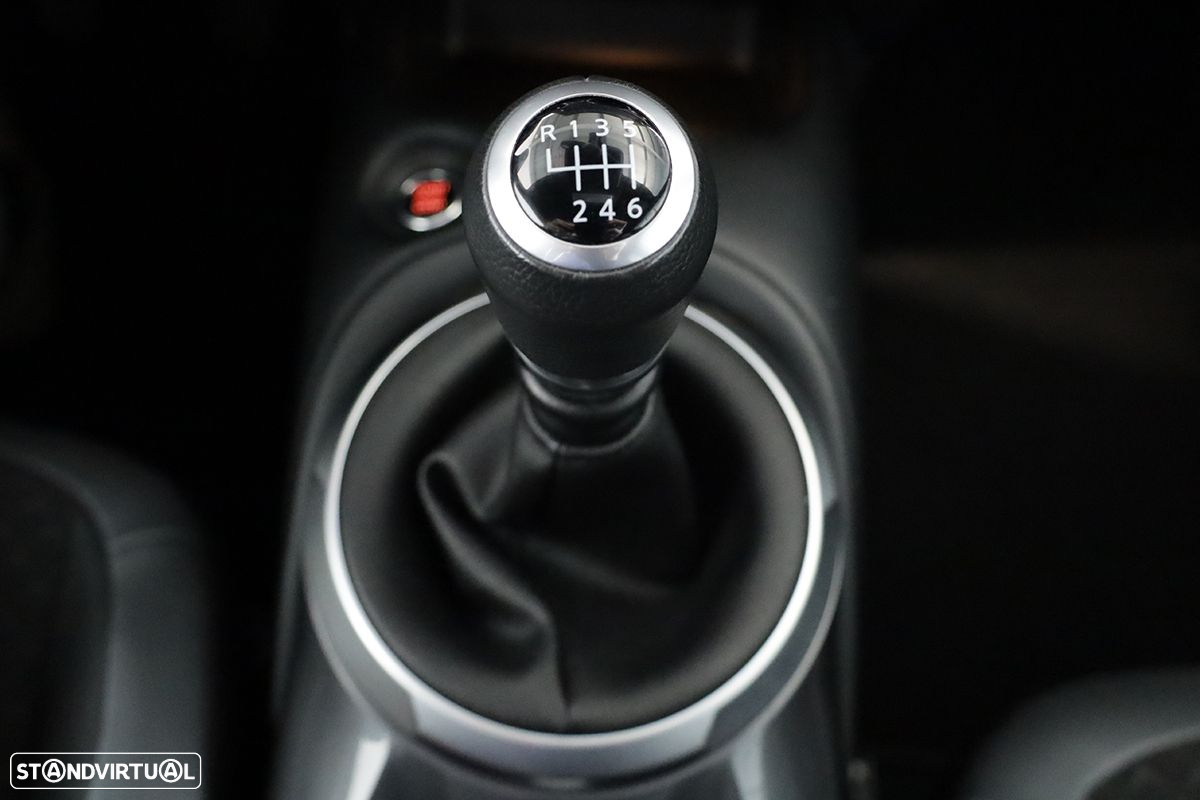 Nissan Juke 1.0 DIG-T N-Design Black - 13
