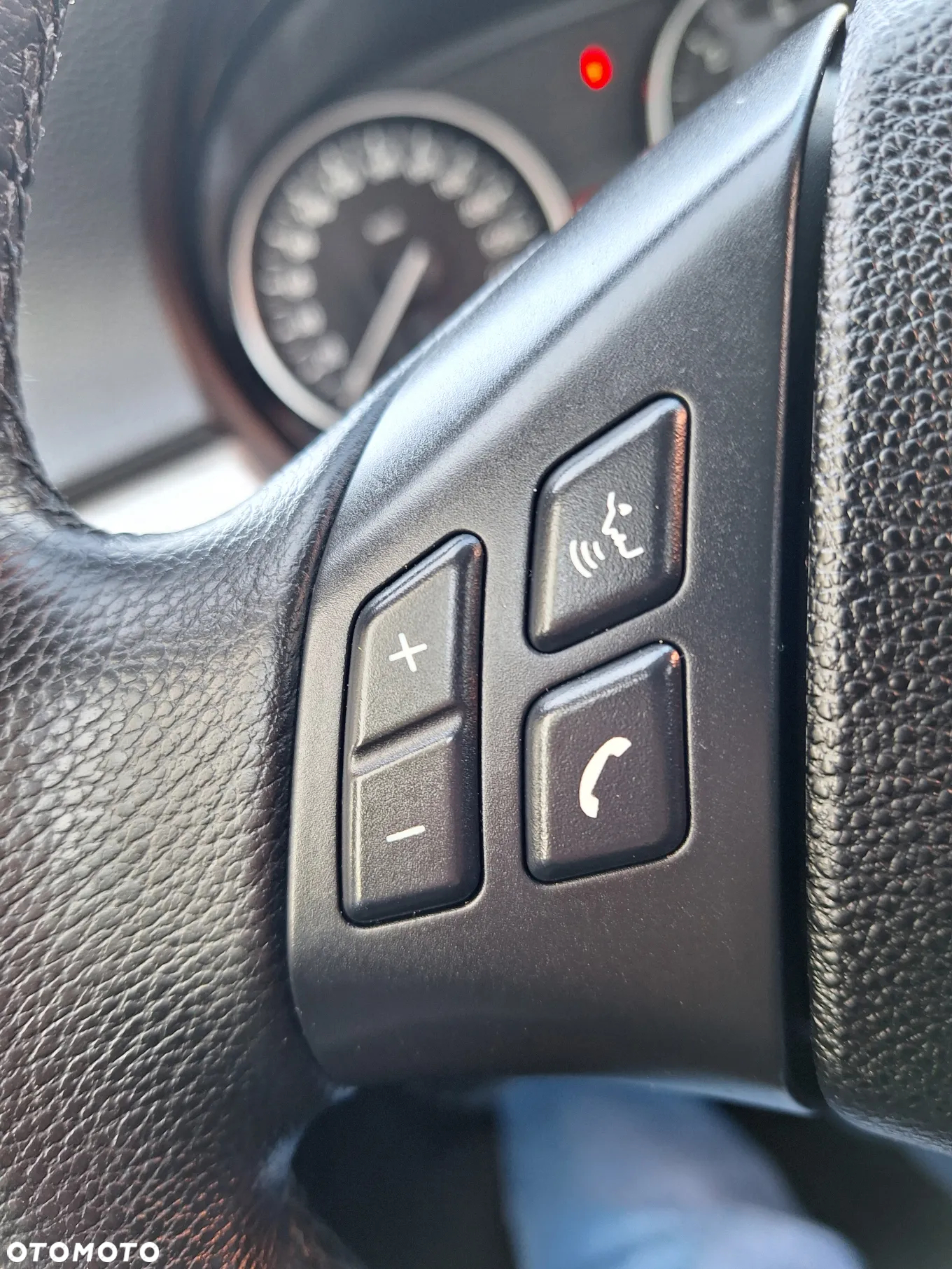 BMW Seria 3 - 25