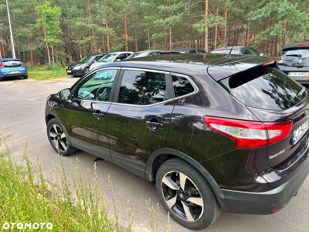 Nissan Qashqai - 2