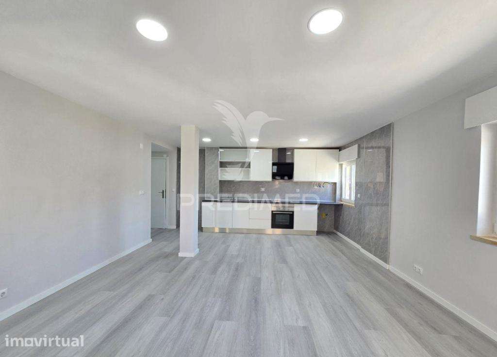 Apartamento T2 Remodelado, centro de Corroios - Seixal - Grande imagem: 2/21