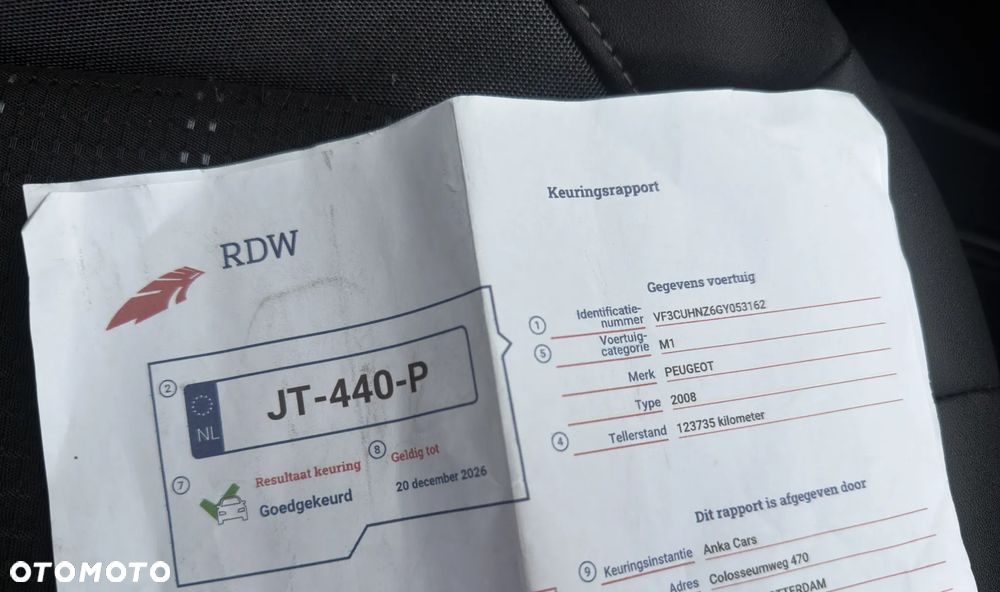 Peugeot 2008 1.2 Pure Tech GPF Allure S&S - 37