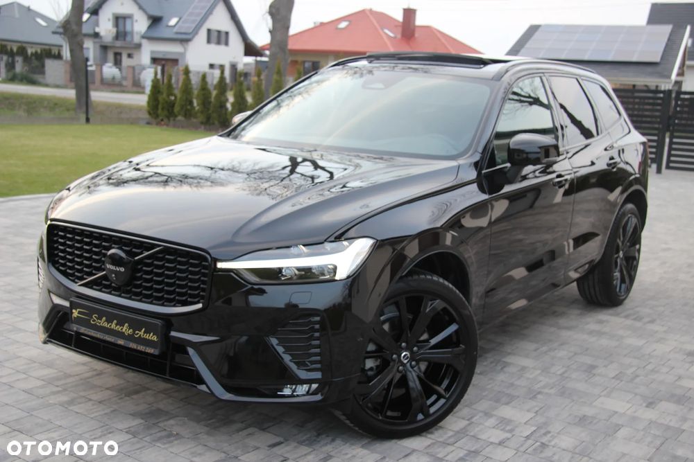 Volvo XC 60 B5 B AWD Plus Black Edition - 5