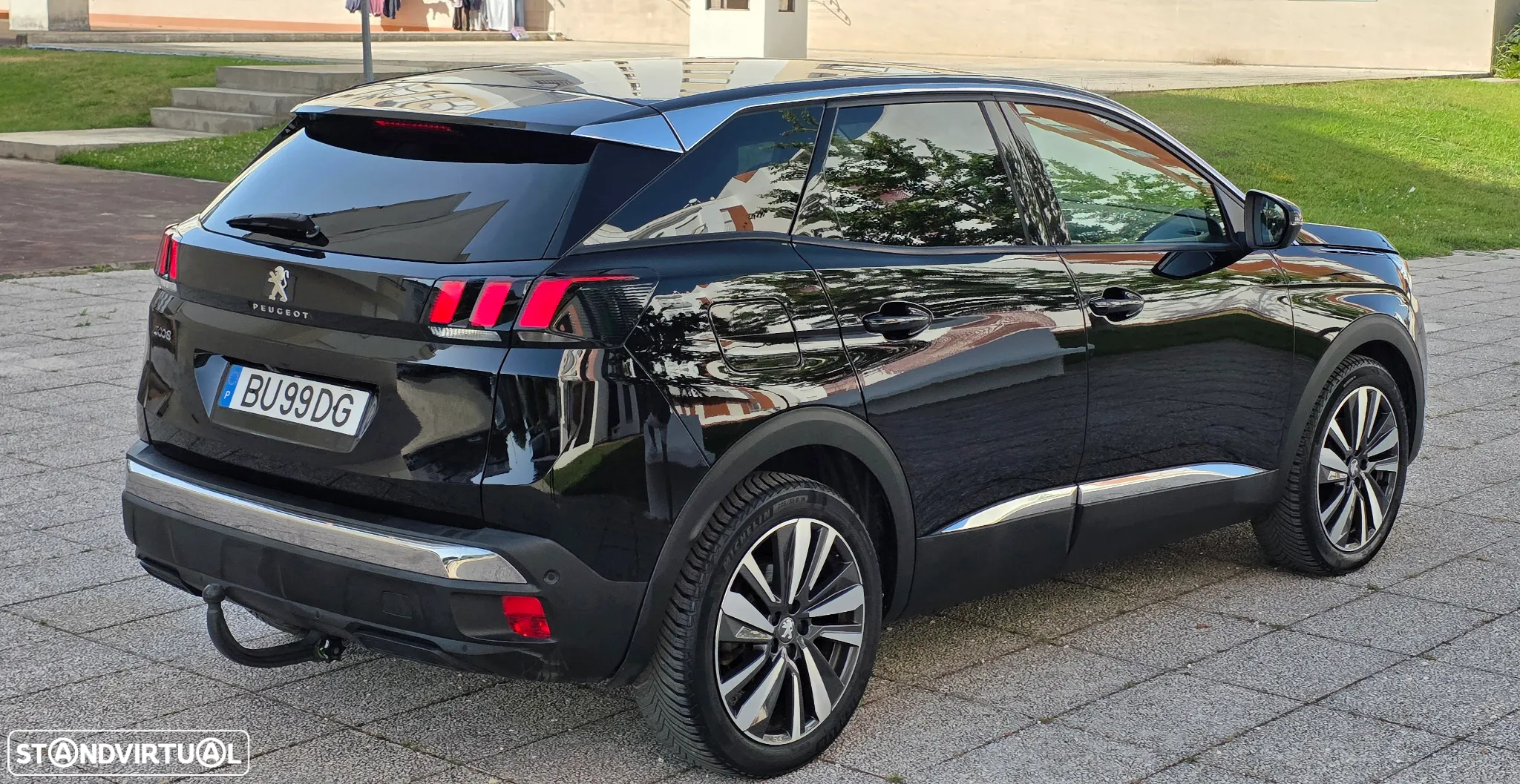Peugeot 3008 1.2 PureTech Allure - 4