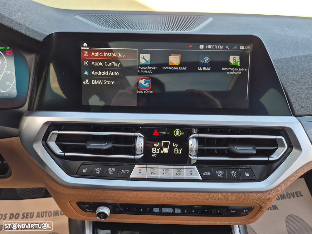 BMW 320 e Touring Line Luxury Auto - 30