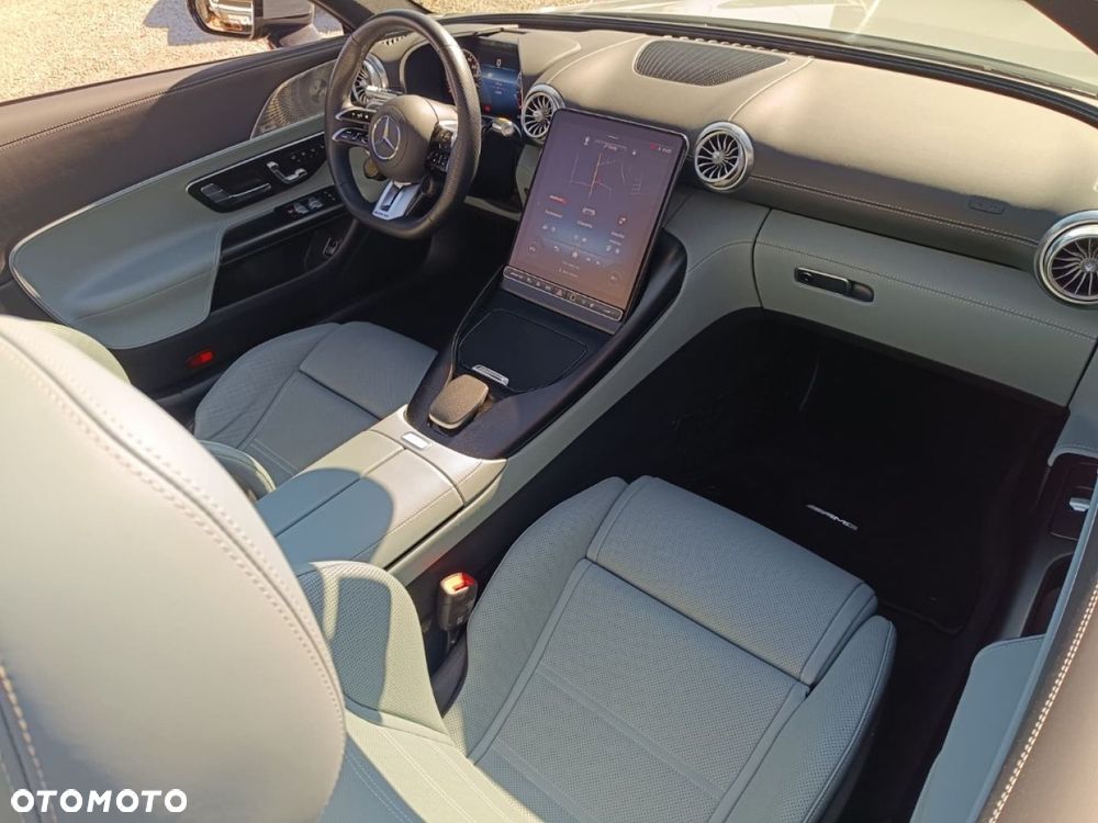 Mercedes-Benz SL - 32