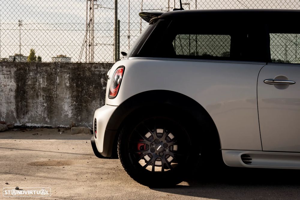 MINI 3 Portas John Cooper Works - 4