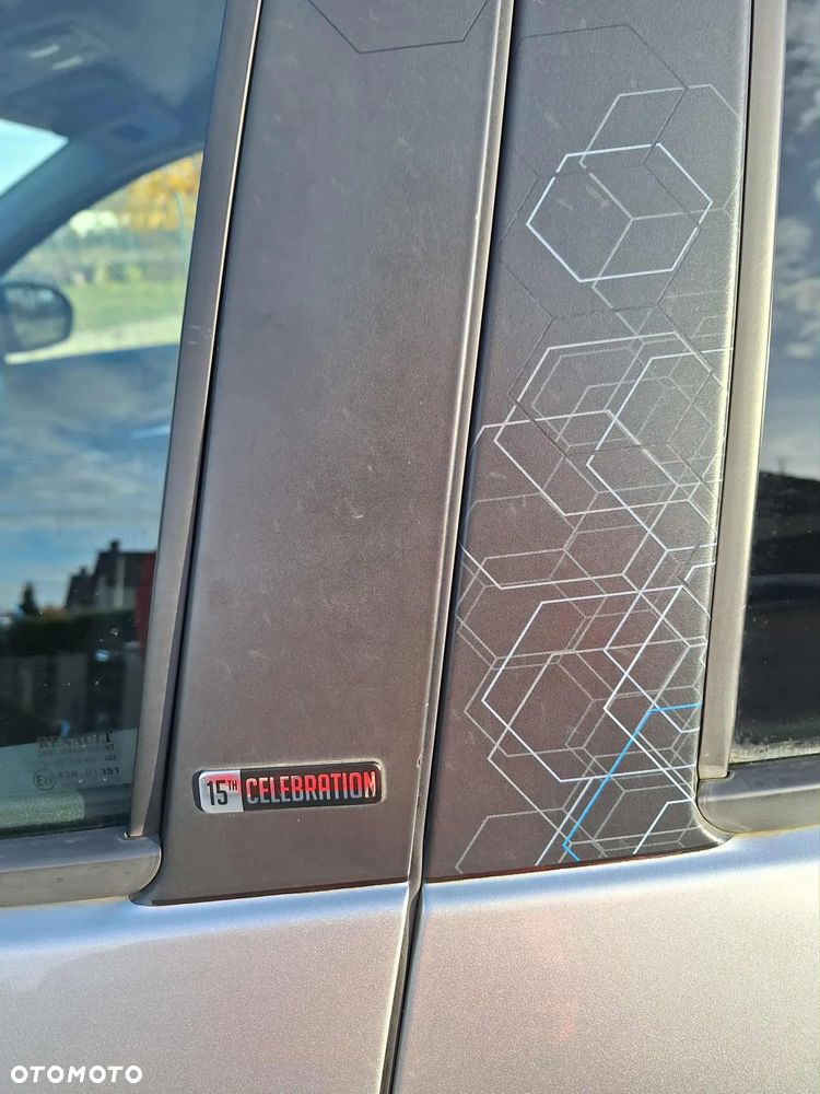 Dacia Duster 1.0 TCe SL Celebration - 13