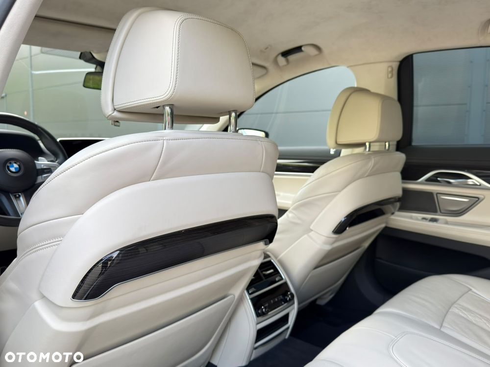 BMW Seria 7 - 23