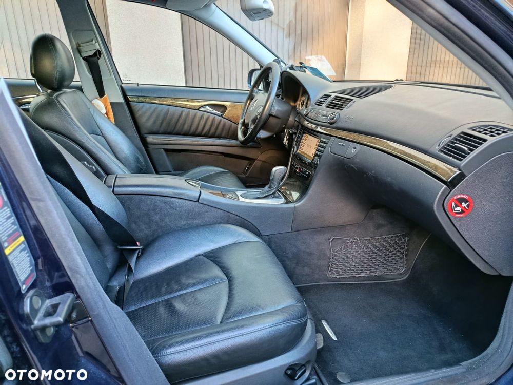 Mercedes-Benz Klasa E 320 T Avantgarde - 8