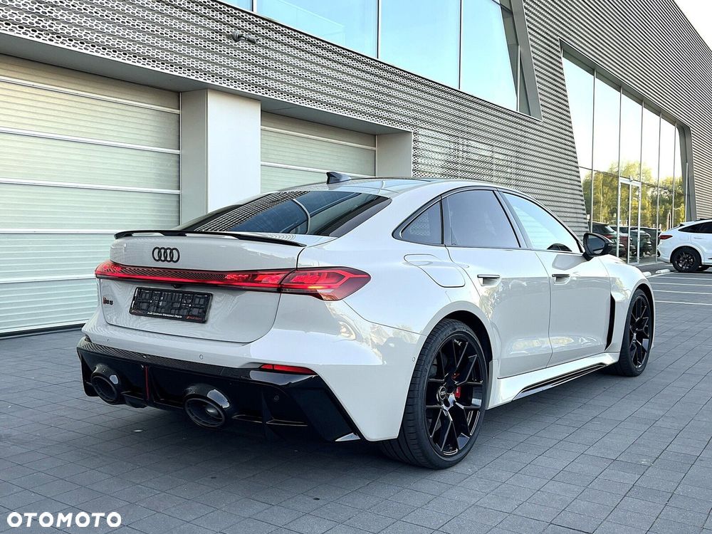 Audi RS5 Limousine - 15