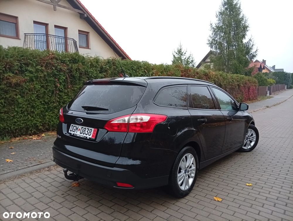 Ford Focus 1.6 TDCi DPF Start-Stopp-System Champions Edition - 16