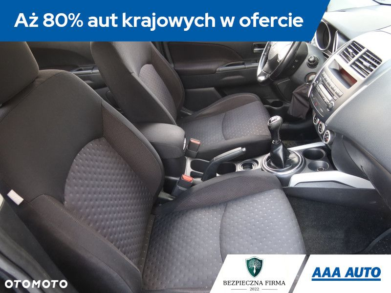Mitsubishi ASX - 10