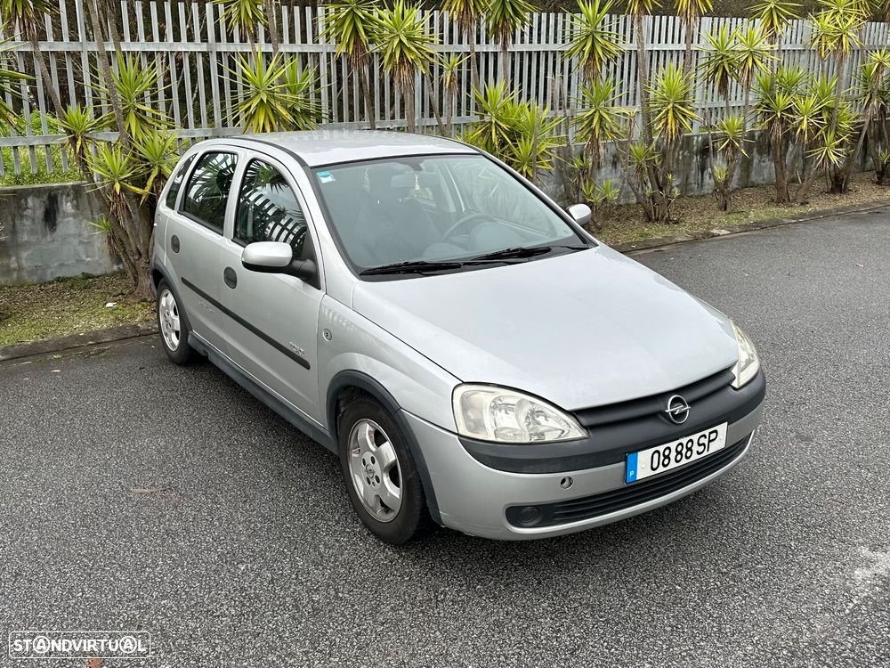 Opel Corsa 1.2 16V City - 1