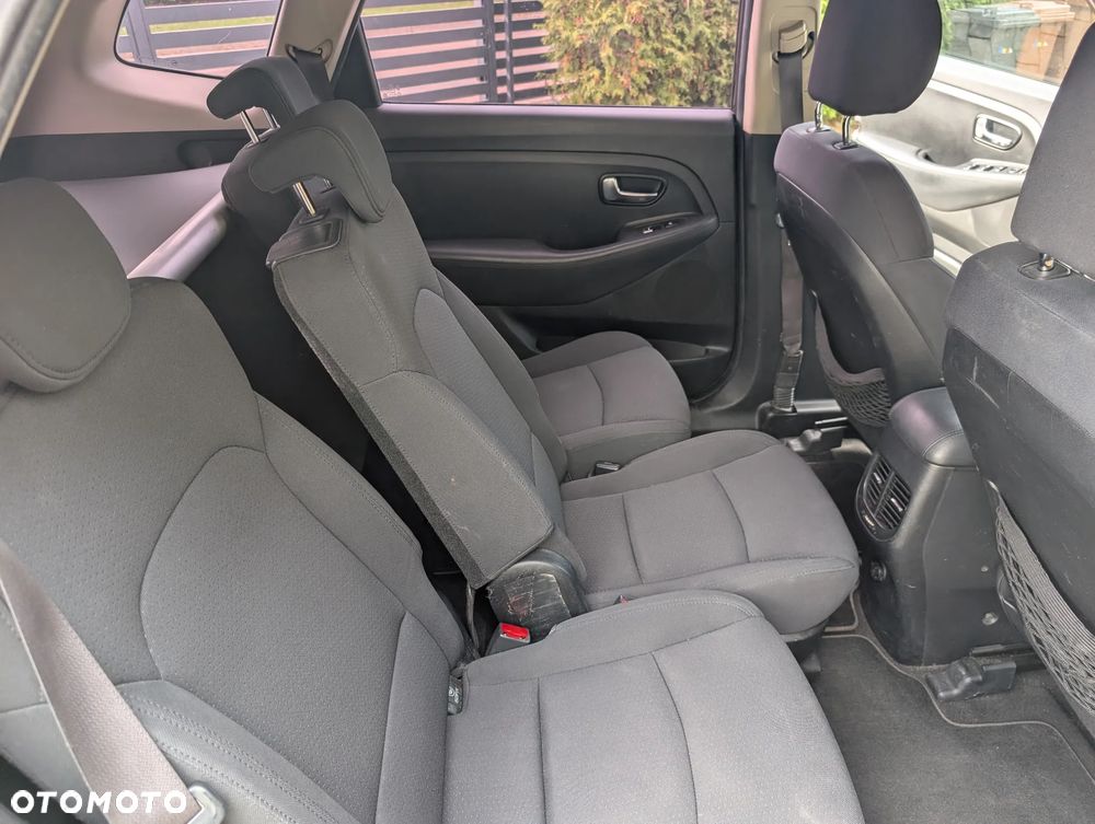 Kia Carens 1.6 GDI Edition 7 - 16