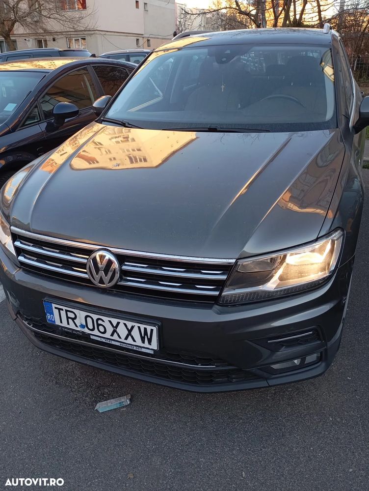 Volkswagen Tiguan - 5