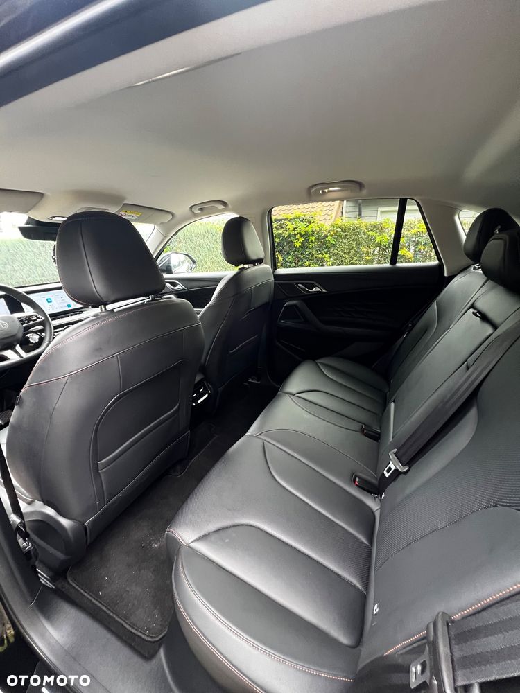 MG HS 1.5 T-GDI Excite DCT - 4