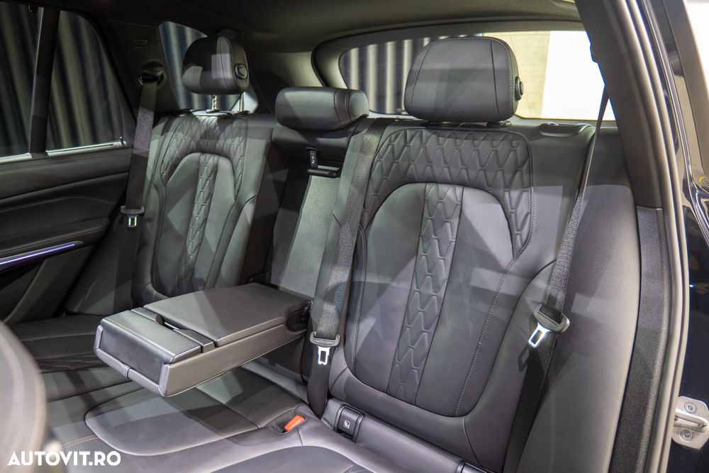 BMW X5 xDrive40d AT MHEV - 29