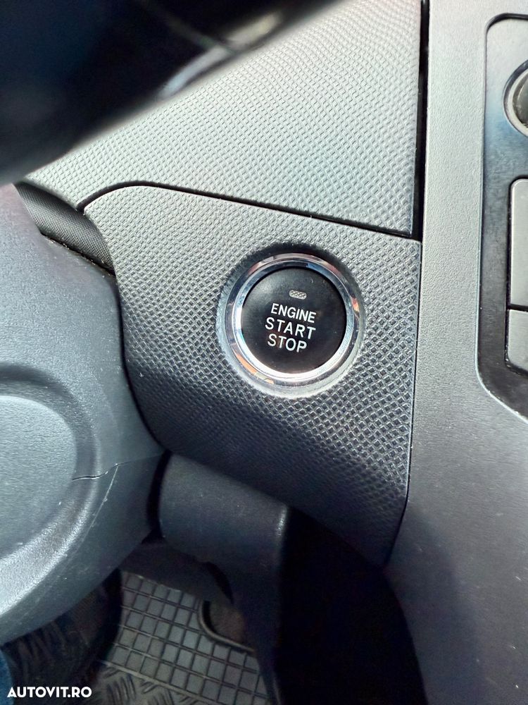 Toyota Yaris 1.4 D-4D Aut Sol - 8