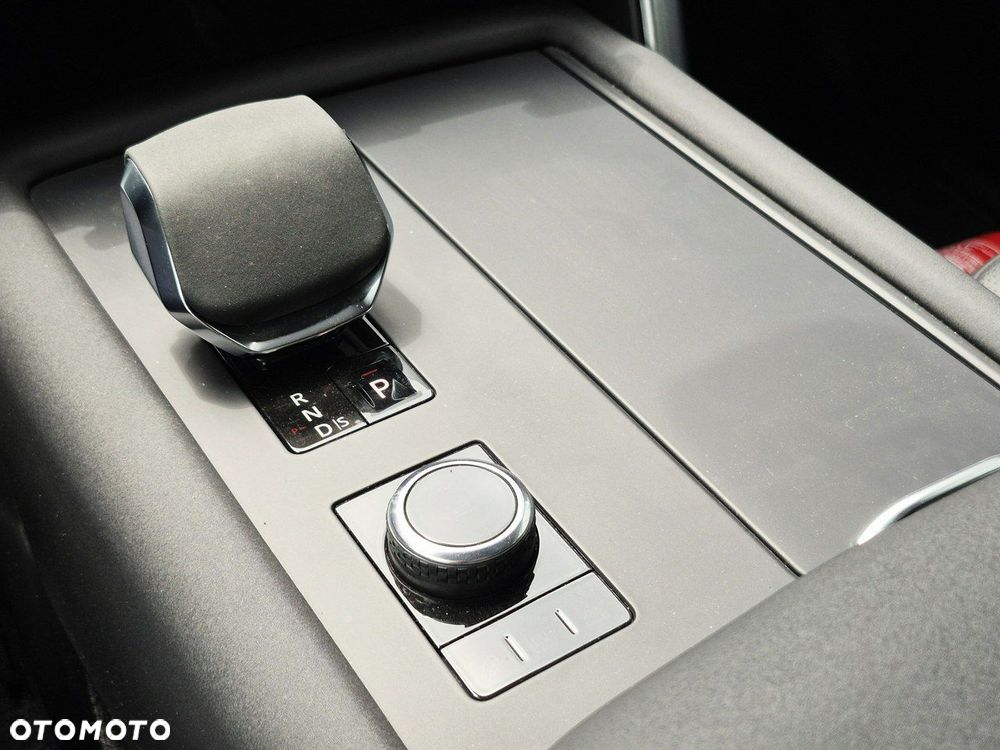 Land Rover Discovery - 38