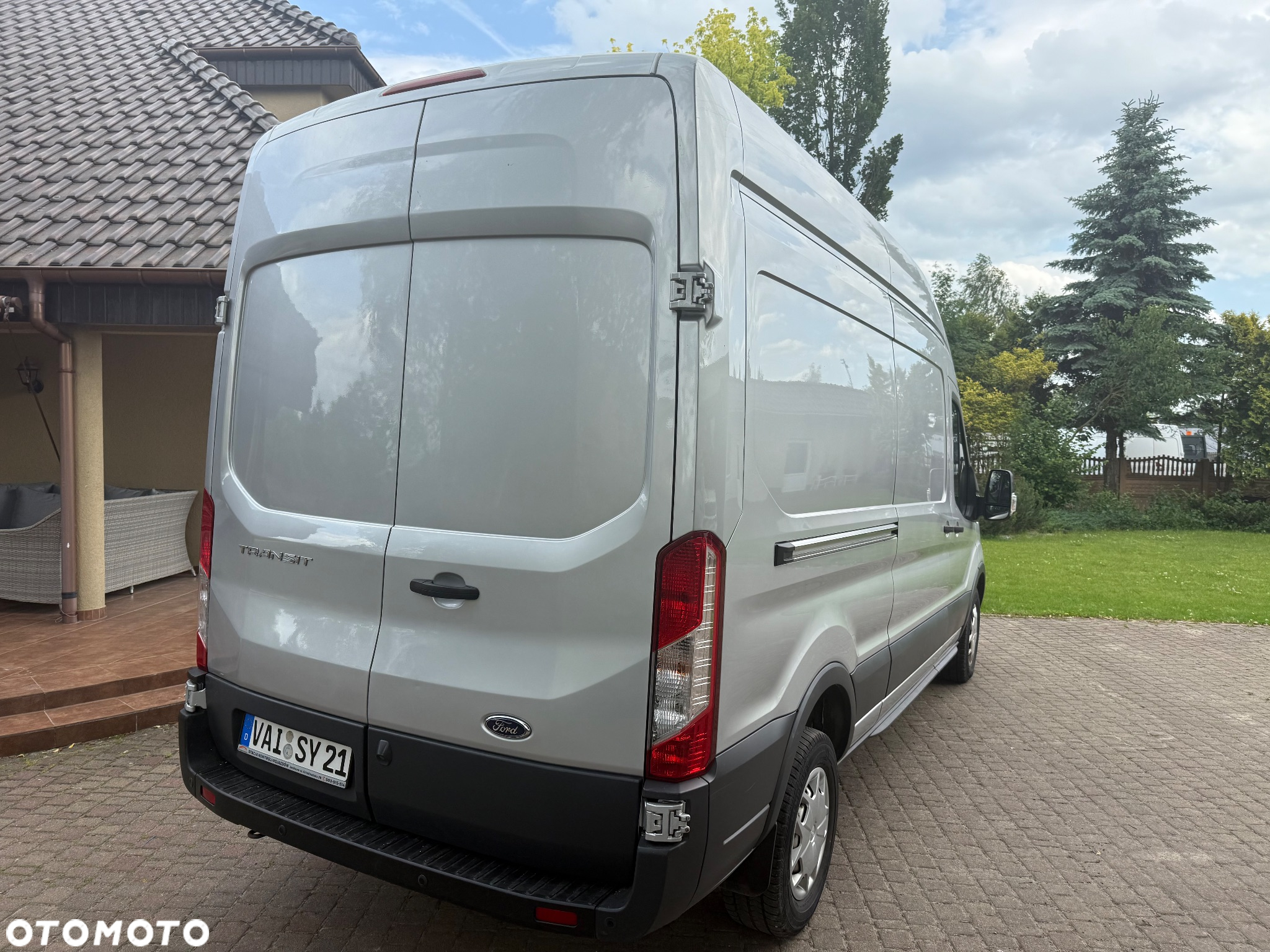 Ford Transit - 8