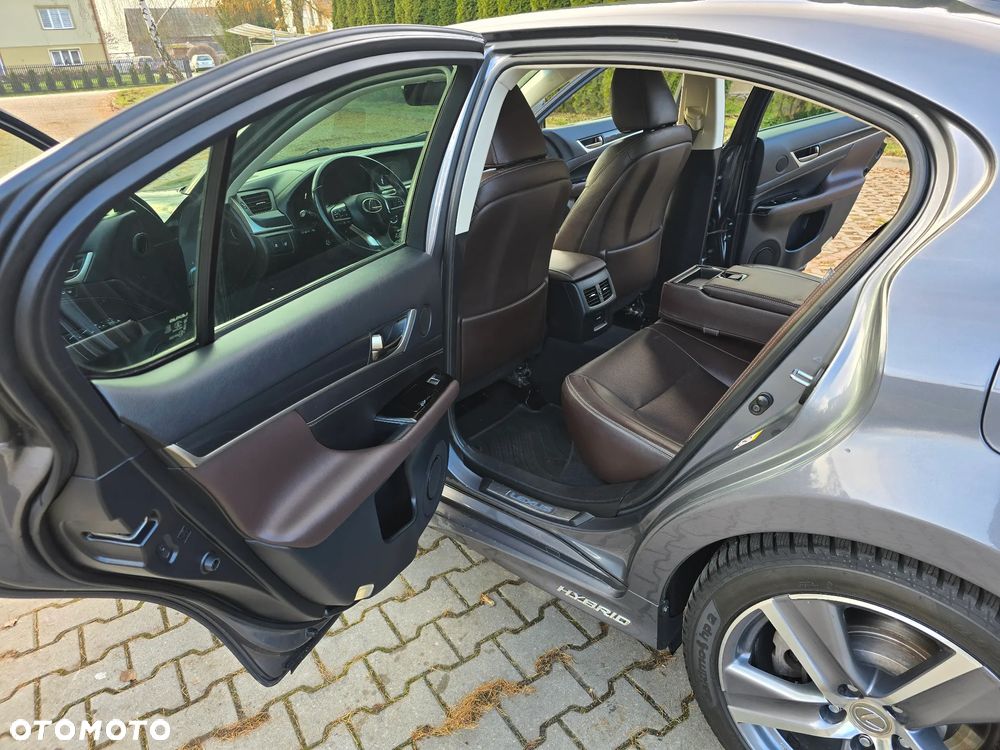 Lexus GS 300h Luxury Line - 12