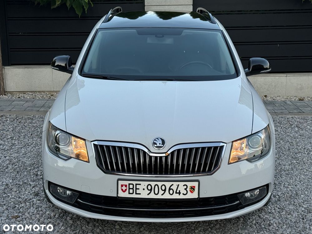 Skoda Superb 3.6 V6 4x4 DSG Elegance - 4