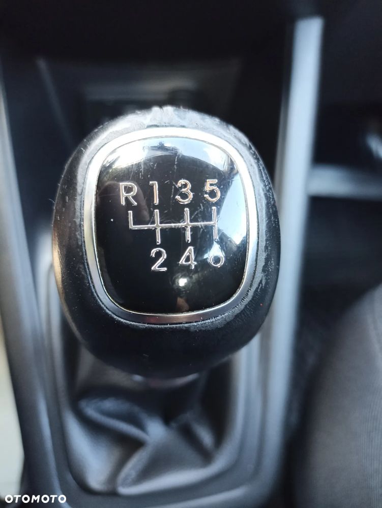 Hyundai ix20 - 26