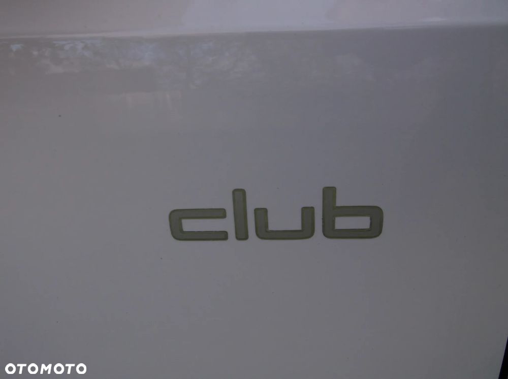 Volkswagen up! club - 27