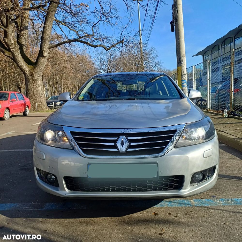 Renault Latitude - 1