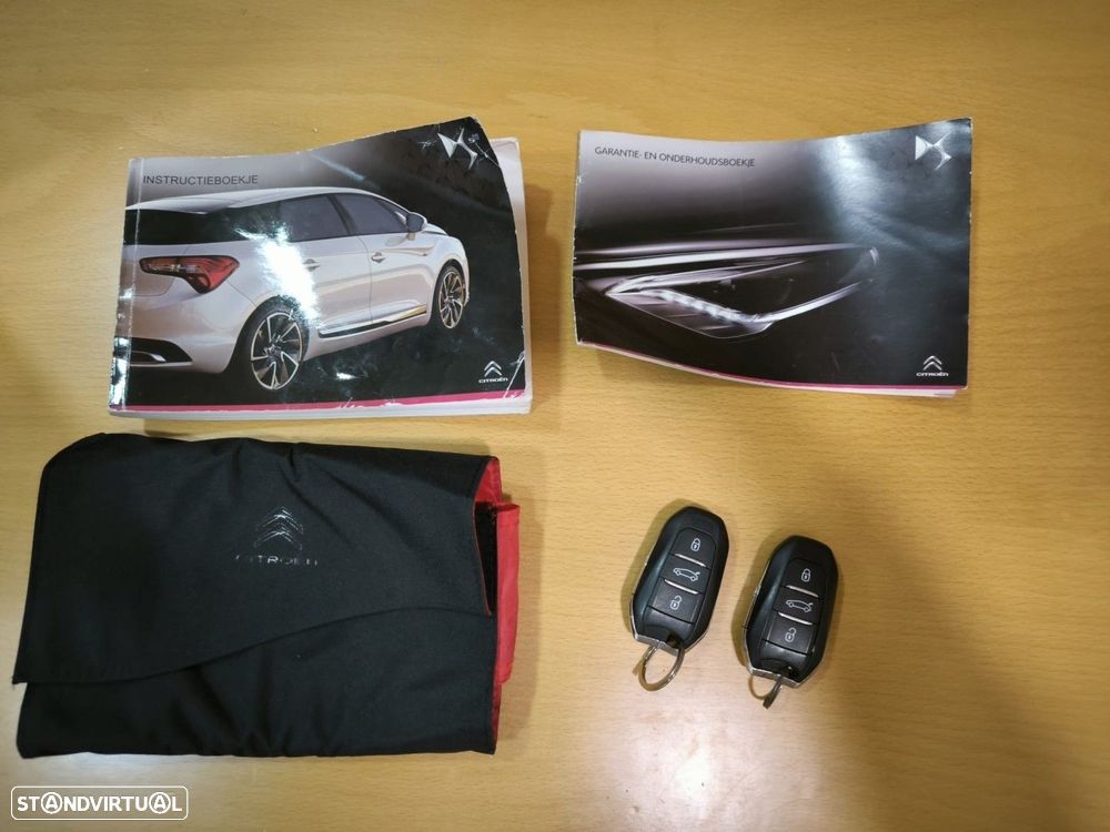 Citroën DS5 2.0 HDi Hy4 So Chic CMP6 88g - 18