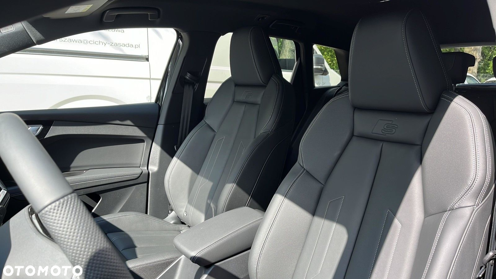 Audi Q4 e-tron - 12