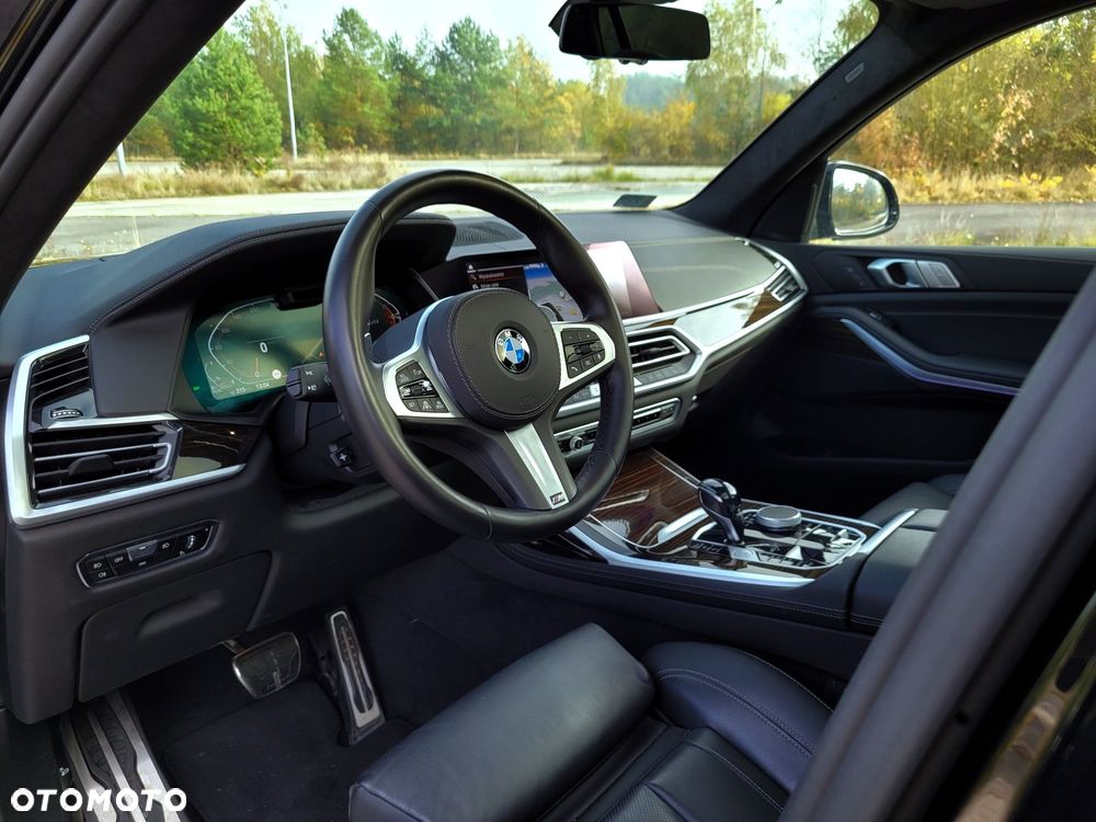BMW X7 xDrive40d mHEV - 18