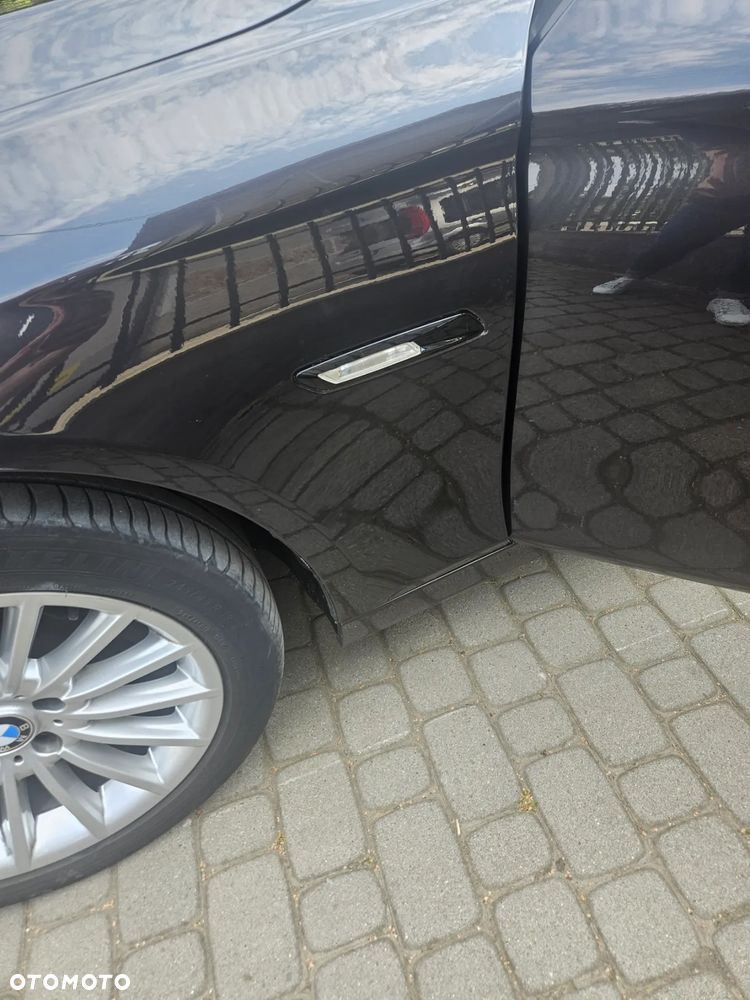 BMW Seria 5 520d Touring Luxury Line - 7