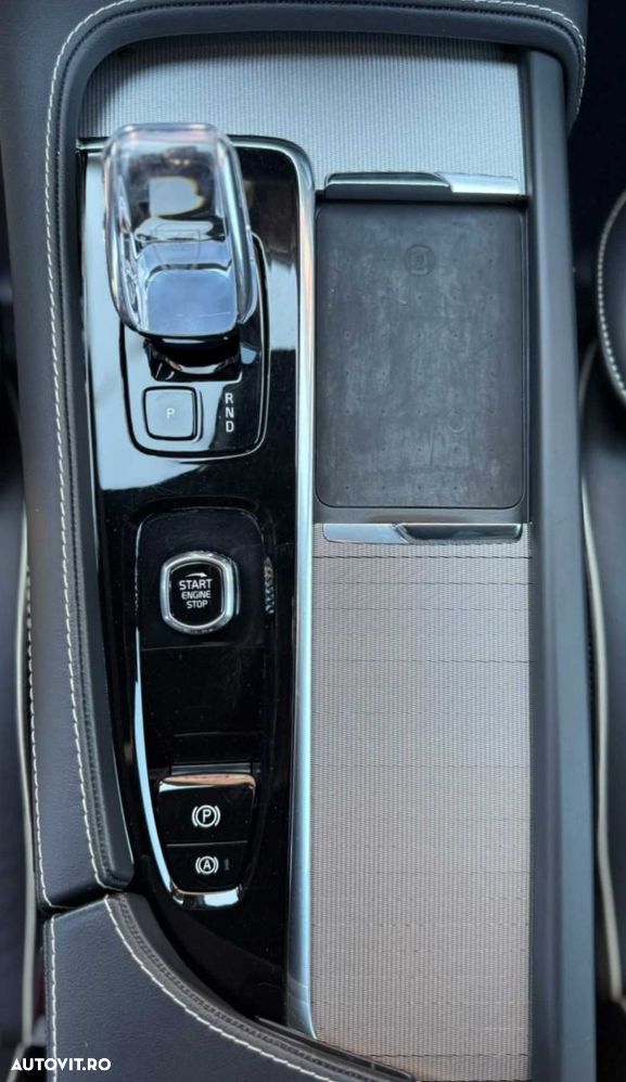 Volvo XC 90 B5 D AWD Plus Bright - 27