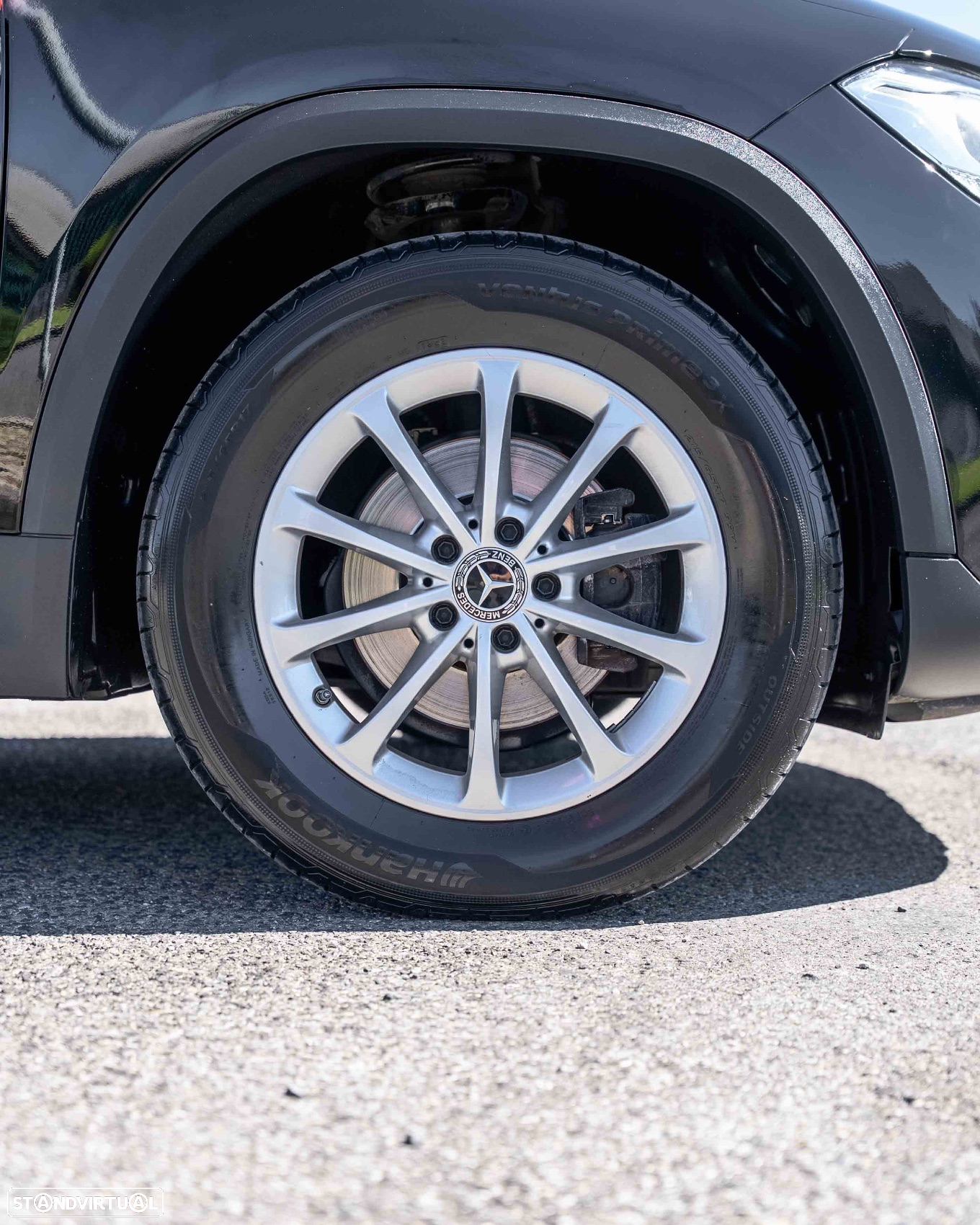 Mercedes-Benz GLA 180 7G-DCT - 11