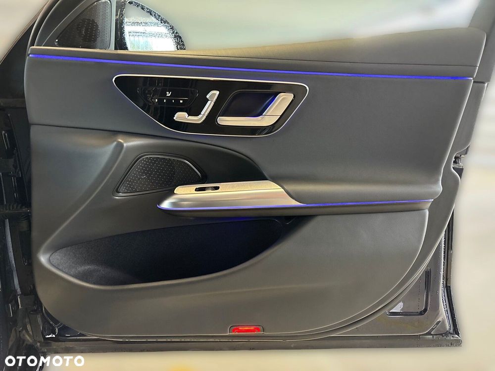 Mercedes-Benz Klasa E - 19