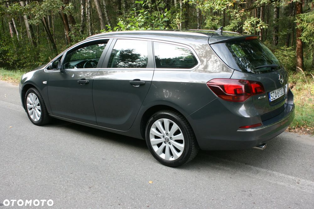 Opel Astra 1.4 Turbo Cosmo - 18