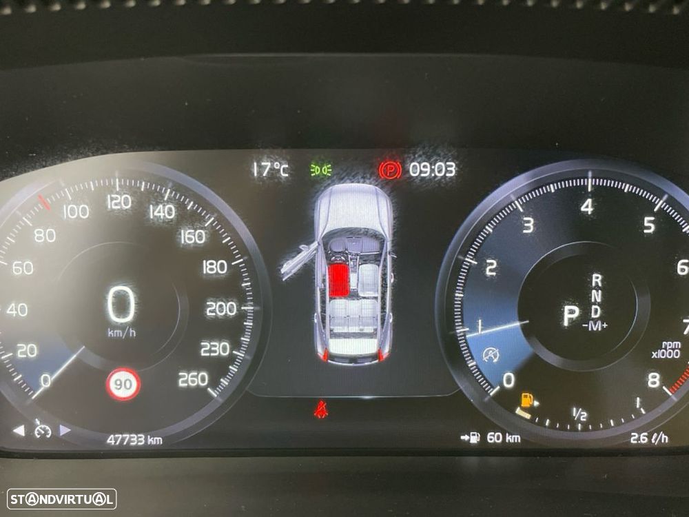 Volvo XC 40 2.0 T5 R-Design - 9