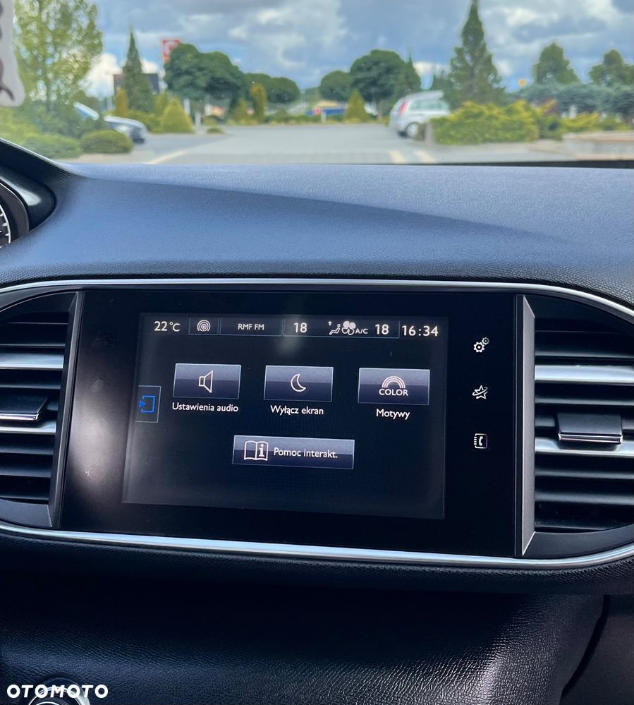 Peugeot 308 1.6 e-HDi Allure S&S - 15
