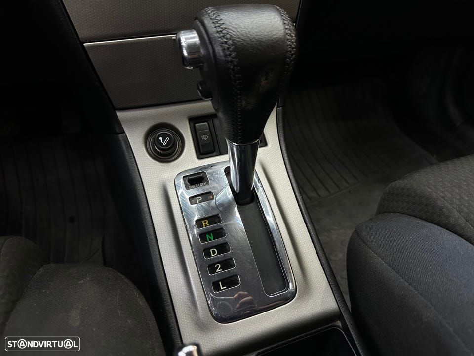 Toyota Corolla 1.6 Sol TAE CA - 12