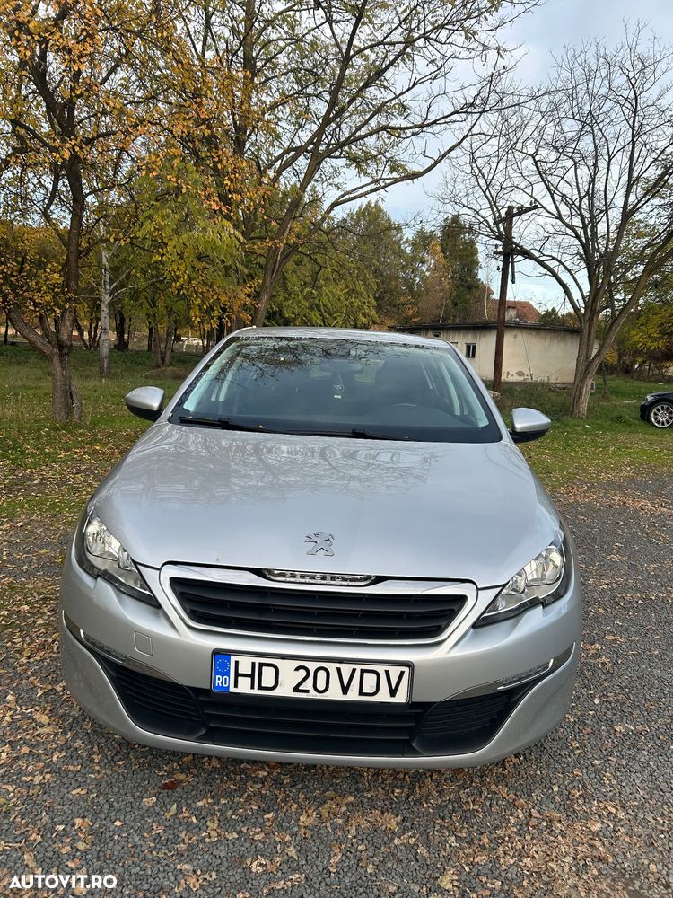 Peugeot 308 1.2 L PureTech Turbo Access - 1