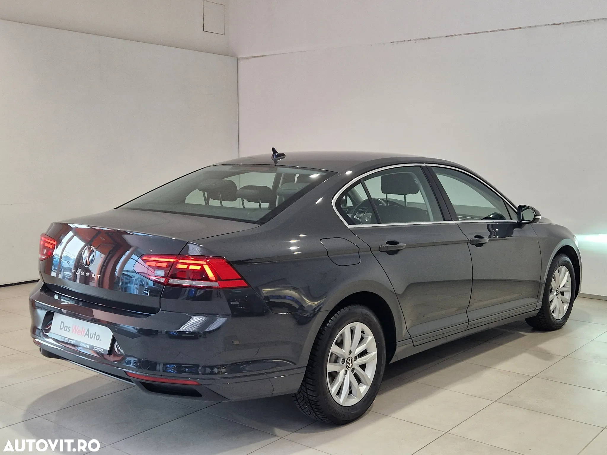 Volkswagen Passat 2.0 TDI DSG Comfortline - 7