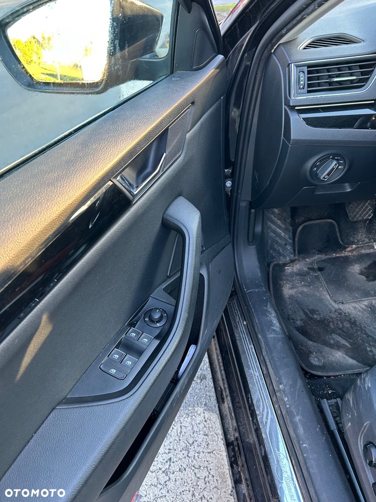 Skoda Superb 1.8 TSI L&K DSG - 3