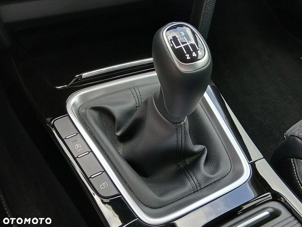 Kia XCeed 1.5 T-GDI L - 28
