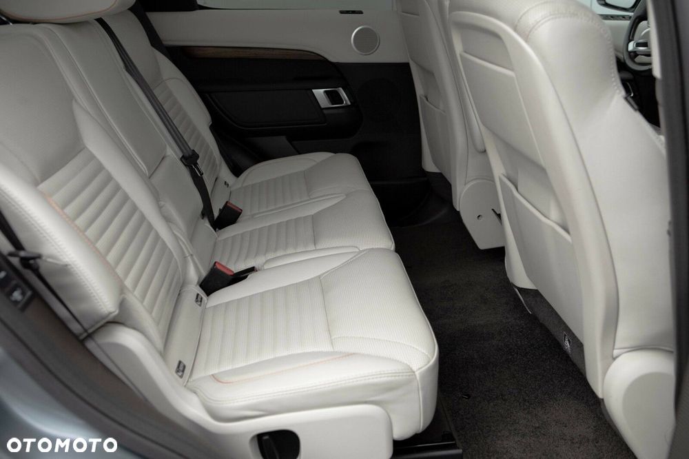 Land Rover Discovery - 30