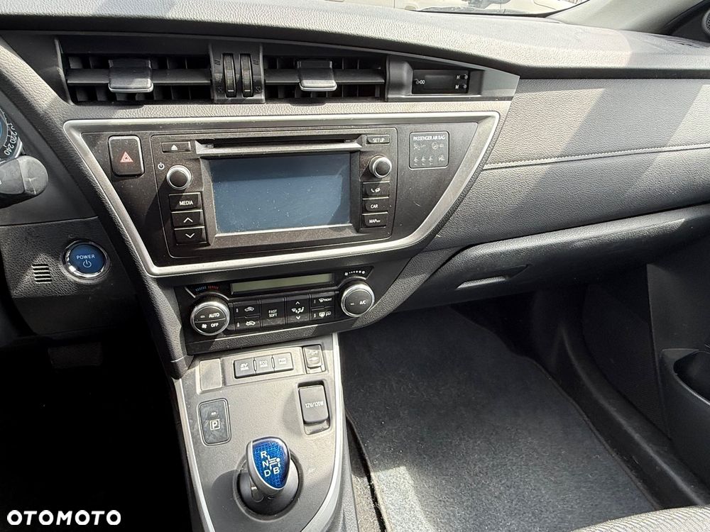 Toyota Auris - 15