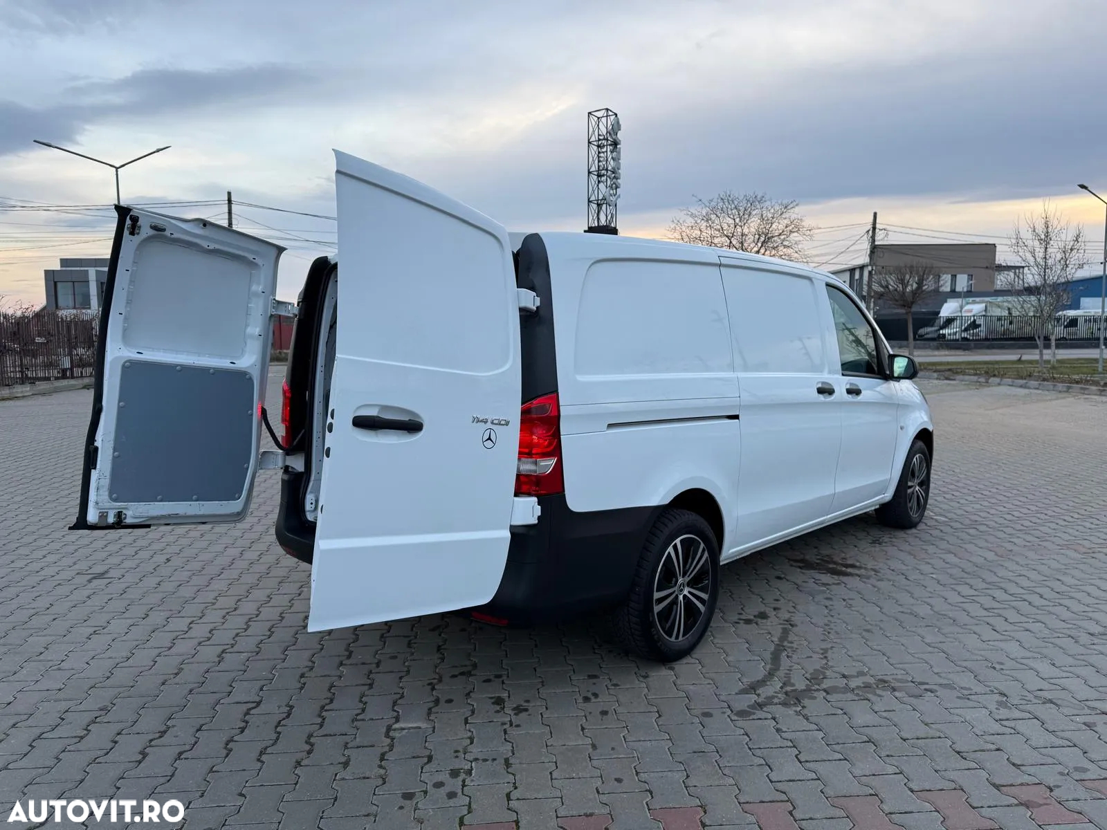 Mercedes-Benz Vito 114 - 13