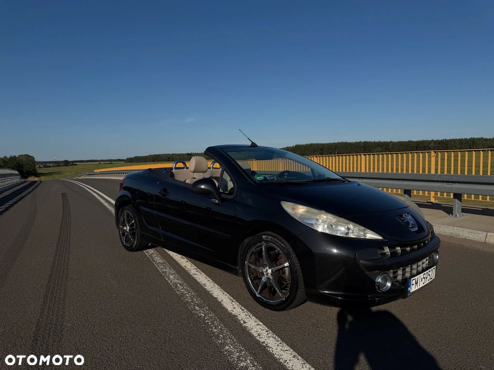 Peugeot 207 CC - 1