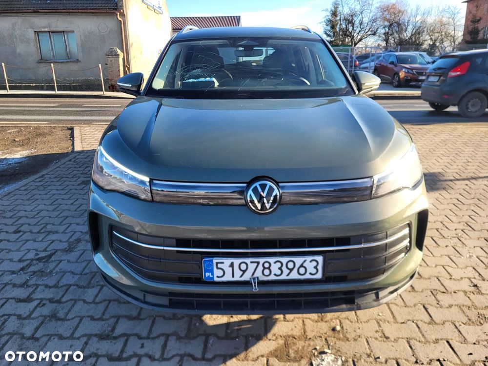 Volkswagen Tiguan - 10